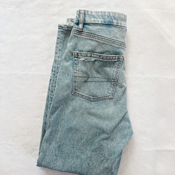 AEO | Curvy 90's Straight Jean - Picture 7 of 8